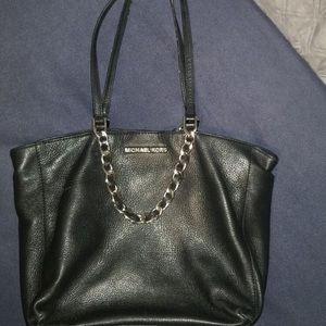 Michael Kors Purse PRICED 2 SELL QUICK